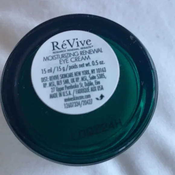 Eye moisturizer Revive